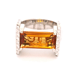 Anillo de Oro Blanco 18K Sello Rectangular con 32 Diamantes y Piedra Naranja
