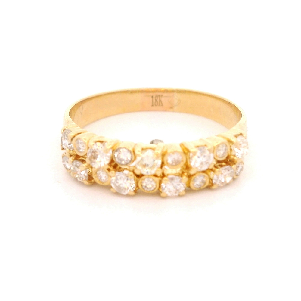 Anillo de Oro Amarillo 18K Cintillo con 18 Diamantes