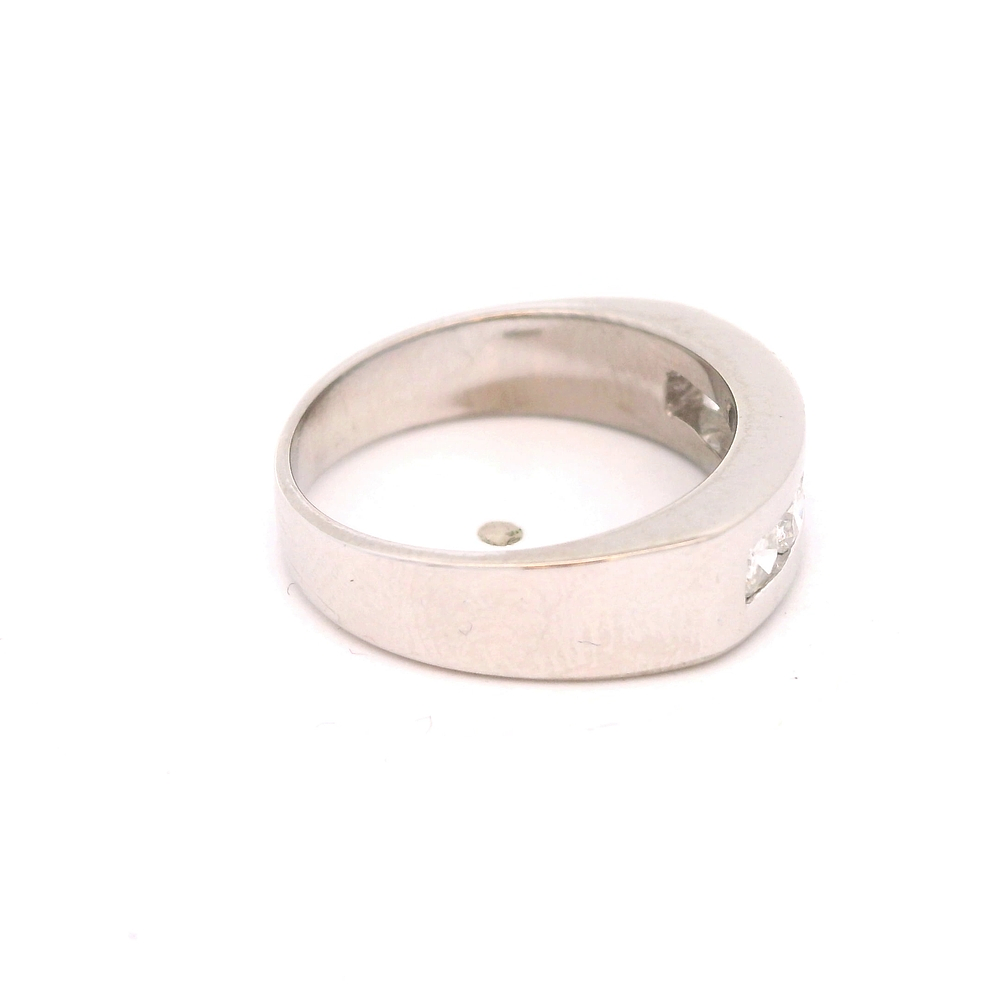 Anillo de Oro Blanco 18K Cintillo con 5 Diamantes
