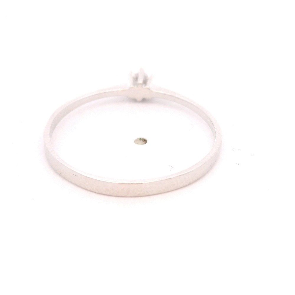 Anillo de Oro Blanco 18K Solitario con Diamante