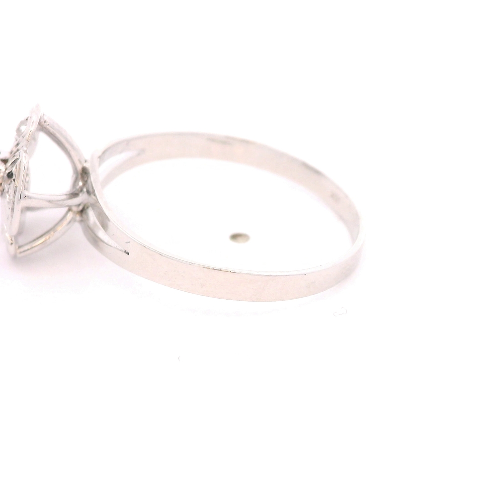 Anillo de Oro Blanco 18K Flor Rodinado con Diamante