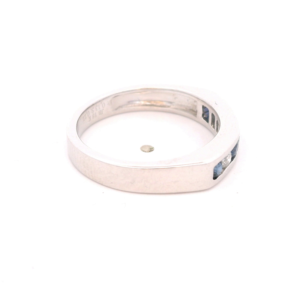 Anillo de Oro Blanco 18K Cintillo con Diamantes y Piedras Azules