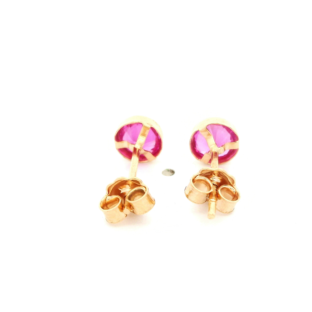 Aros De Oro Amarillo 18K Punto De Luz Rosada