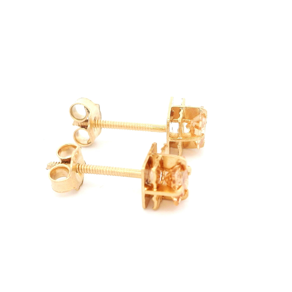 Aros De Oro Amarillo 18K Chatón Cuadrado Incolora