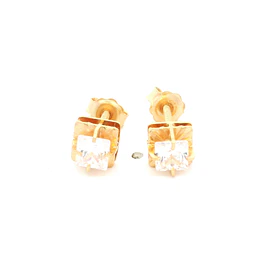 Aros De Oro Amarillo 18K Chaton Cuadrado Incolora