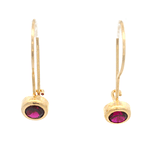 Aros De Oro Amarillo 18K Punto De Luz Fucsia