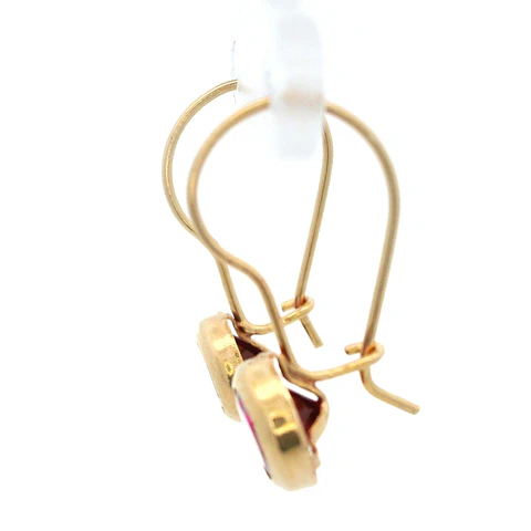 Aros De Oro Amarillo 18K Punto De Luz Fucsia