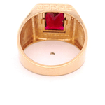Anillo de Oro Amarillo 18K Sello Tallado Laterales con Piedra Fucsia Rectangular
