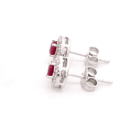 Aros de Oro Blanco 18K Halo con Diamantes y Rubí Sintético