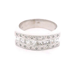 Anillo de Oro Blanco 18K Cintillo Rodinado Tres Hileras con Diamantes