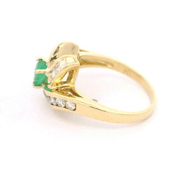 Anillo de Oro Amarillo 18K Cintillo Flor con Diamantes y Esmeralda