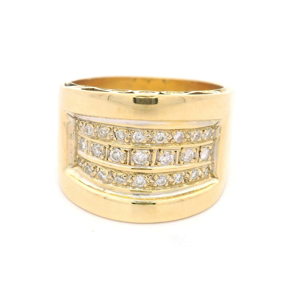 Anillo de Oro Amarillo 18K Semi Bombé con Diamantes