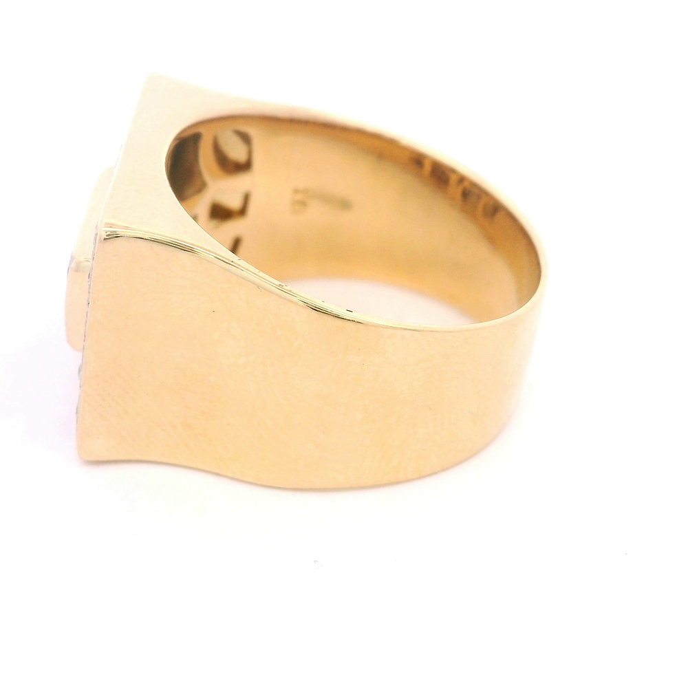 Anillo de Oro Amarillo 18K Sello con Diamantes y 2 Piedras Negras