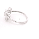 Anillo de Oro Blanco 18K Flor Rodinado con Diamantes