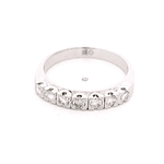 Anillo de Oro Blanco 18K Cintillo Rodinado con 7 Diamantes