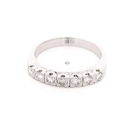 Anillo de Oro Blanco 18K Cintillo Rodinado con 7 Diamantes