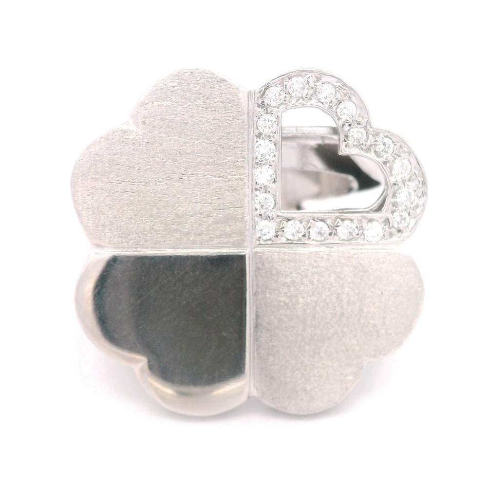 Anillo de Oro Blanco 18K Flor Trébol Mateada Calada con Diamantes