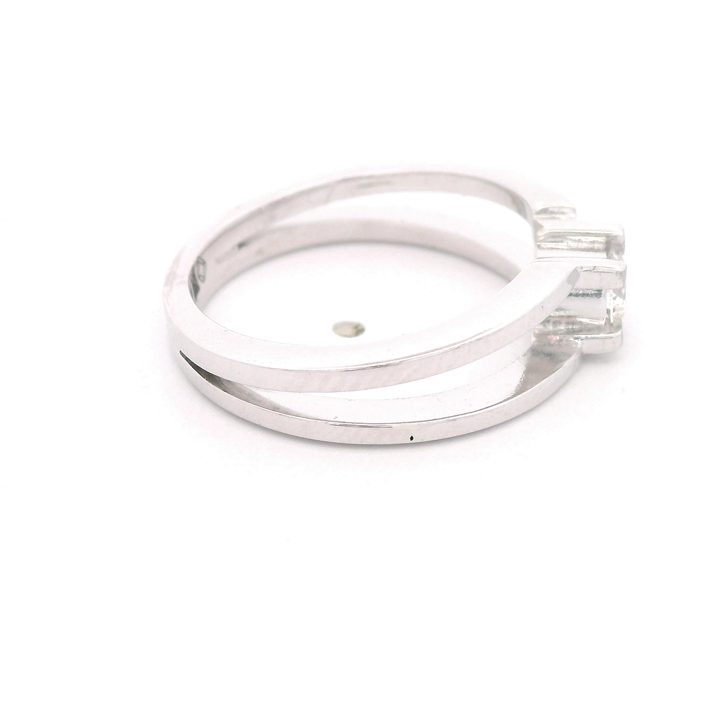 Anillo de Oro Blanco 18K Solitario Rodinado con Diamante