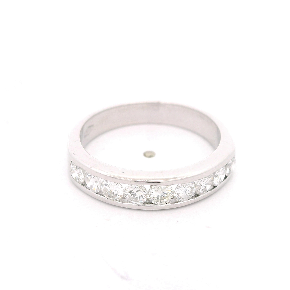 Anillo de Oro Blanco 18K Cintillo Rodinado con 9 Diamantes