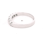 Anillo de Oro Blanco 18K Cintillo Rodinado con 7 Diamantes