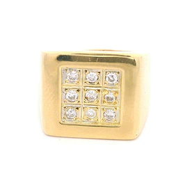 Anillo de Oro Amarillo 18K Sello Cuadrado con 9 Diamantes