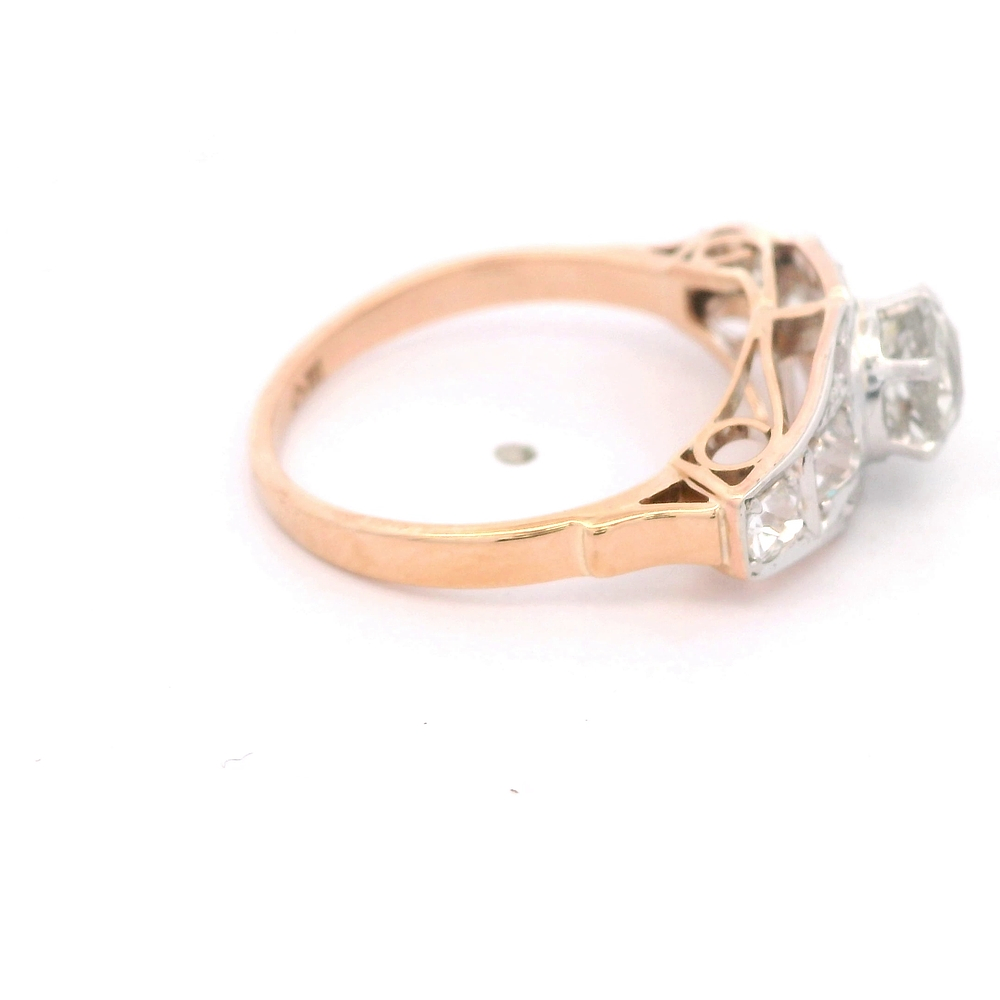 Anillo de Dos Oros 18K Semi Bombé con Diamantes Corte Antiguo