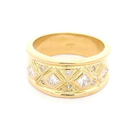 Anillo de Oro Amarillo 18K Tuerca Rombos con Diamantes