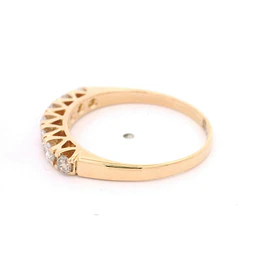 Anillo de Oro Amarillo 18K Cintillo con 7 Diamantes