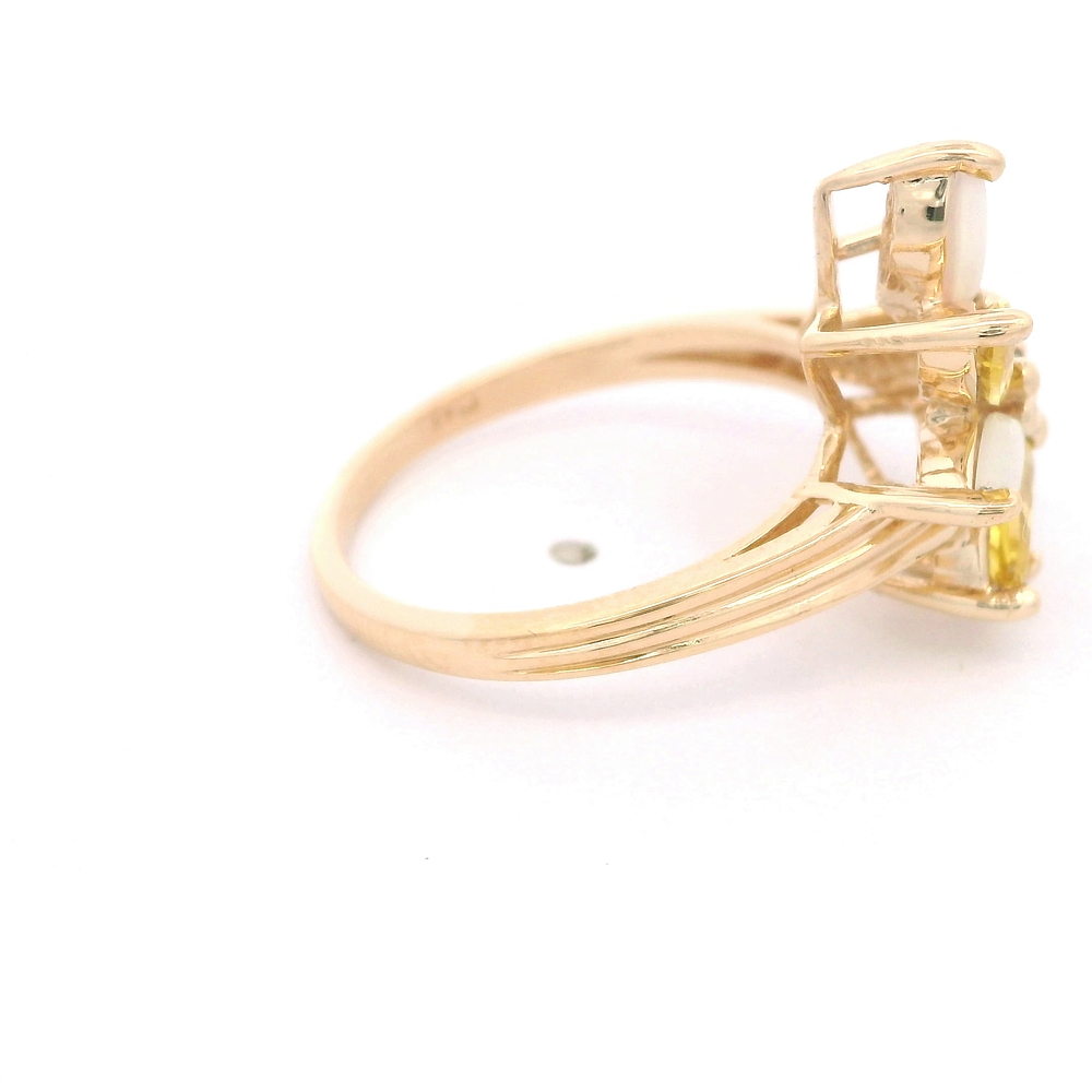 Anillo de oro amarillo 14K Flor Pistilos con Diamantes, Ópalos y Piedras Amarillas