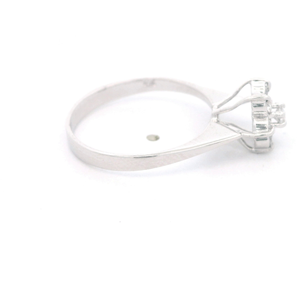 Anillo de Oro Blanco 18K Rosette Rodinado con 7 Diamantes