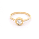 Anillo de Oro Amarillo 18K Cintillo Punto de Luz