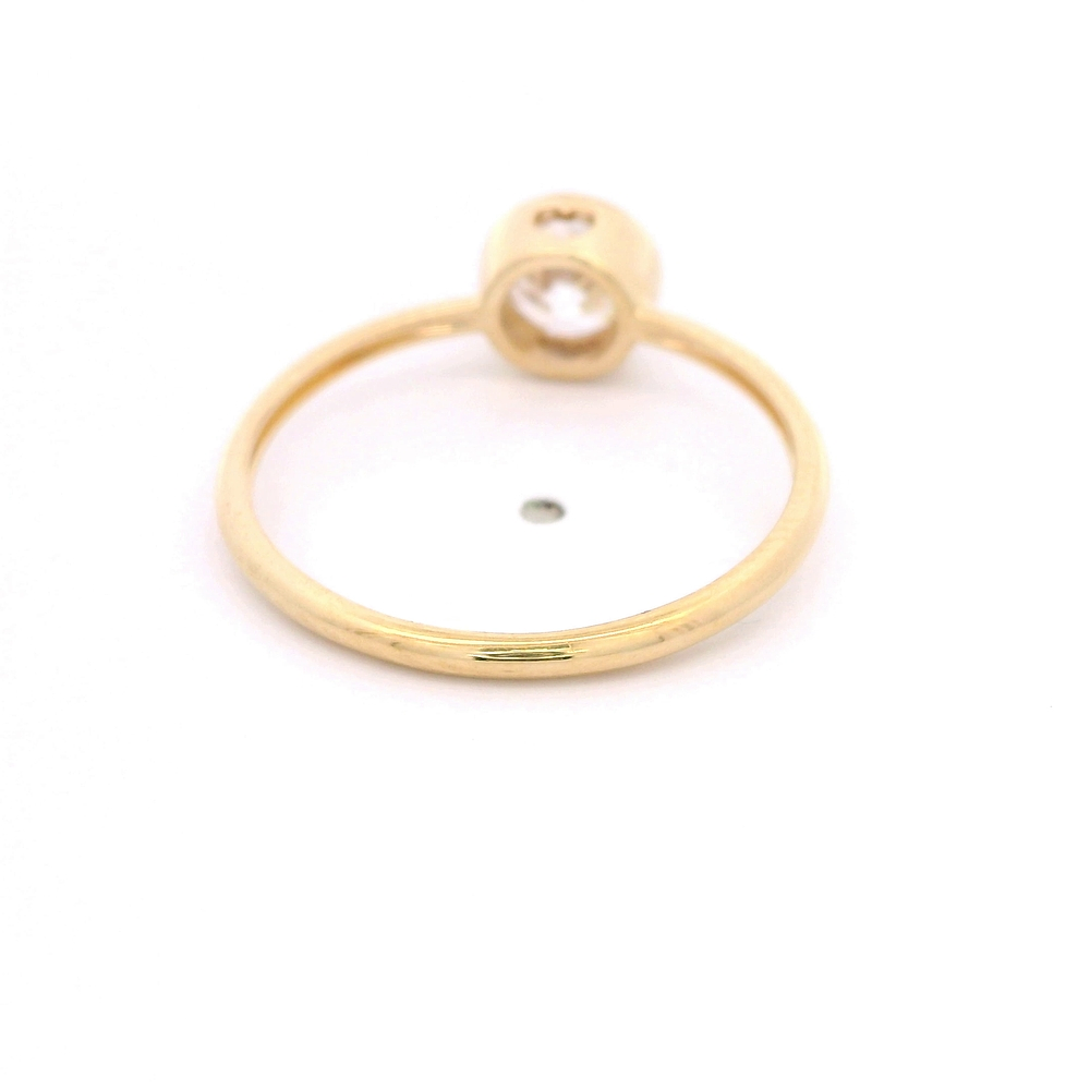 Anillo de Oro Amarillo 18K Punto de Luz