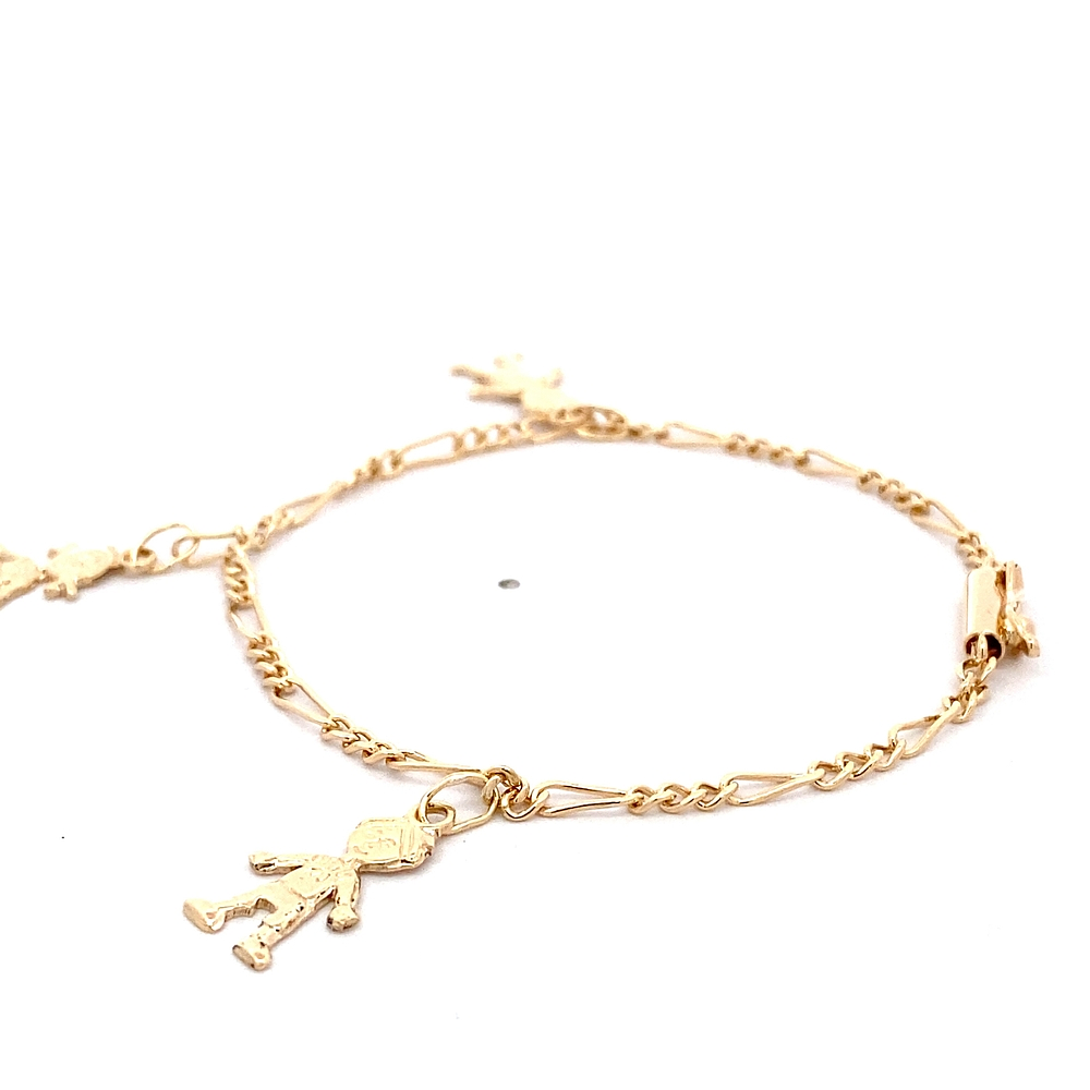 Pulsera de Oro Amarillo 18K Figaro 3x1 con 3 Dijes Colgantes Niños Tallados