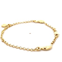 Pulsera de Oro Amarillo 18K Rolo con Dijes Media Luna y Flor Trébol