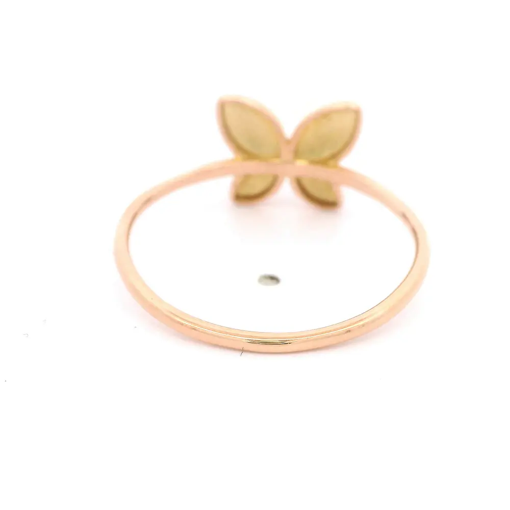 Anillo de Oro Amarillo 18K Mariposa