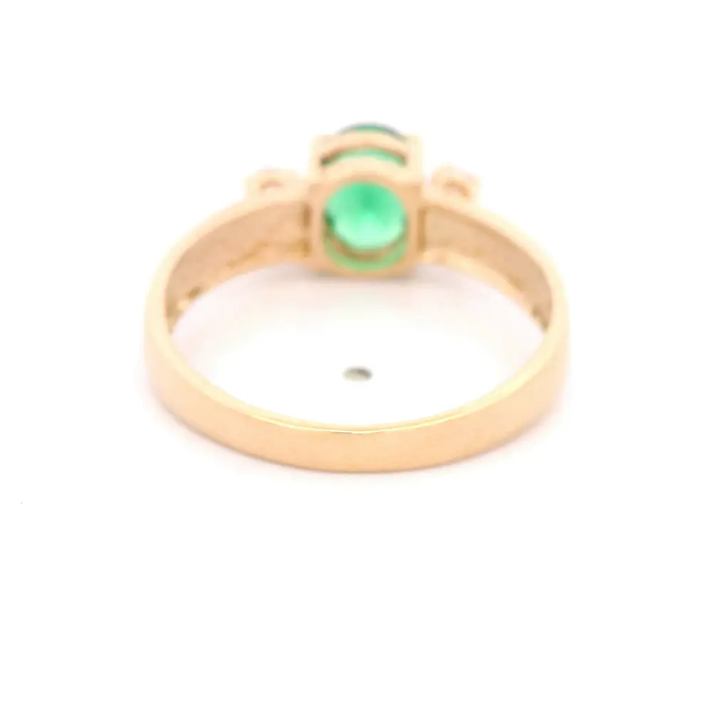 Anillo de Oro Amarillo 18K Ovalado