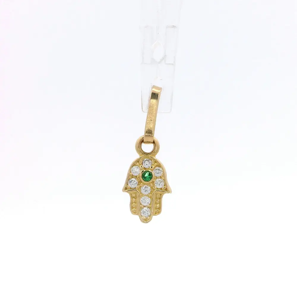Colgante de Oro Amarillo 18K Mano de Fátima con Micropiedras Verdes e Incoloras