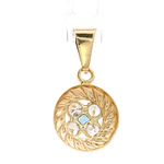 Colgante de Oro Amarillo 18K Circular Tallado con Flor, 1 Piedra Celeste, Piedras Incoloras