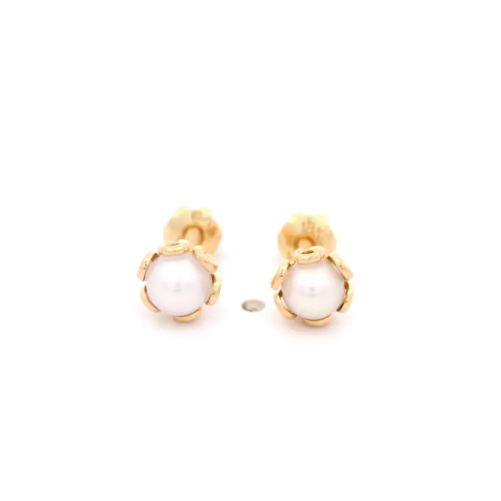 Aros de Oro Amarillo 18K Flor con 1 Perla