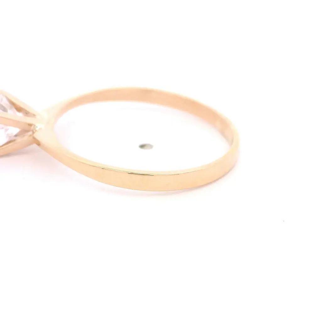 Anillo de Oro Amarillo 18K Solitario