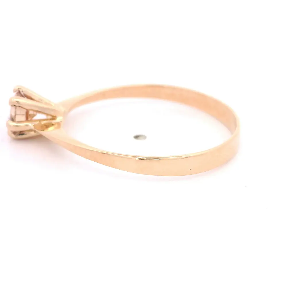 Anillo de Oro Amarillo 18K Solitario