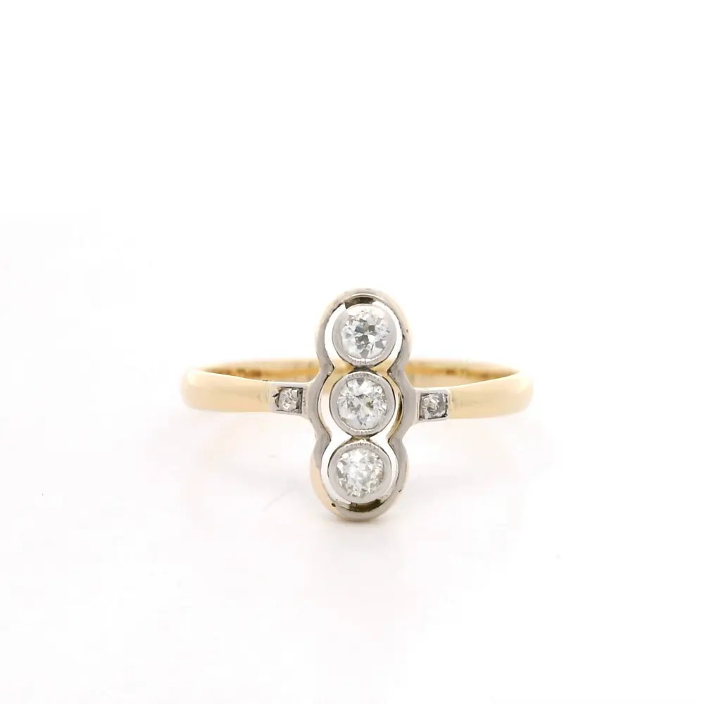 Anillo de Oro Amarillo 18K Trilogía con 5 Diamantes