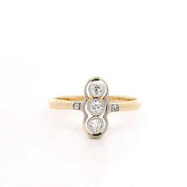 Anillo de Oro Amarillo 18K Trilogía con 5 Diamantes
