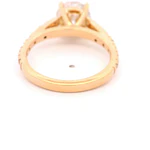 Anillo Solitario Cintillo 18K Oro Rosado con Moissanita y Diamantes