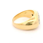 Anillo Bombé Ovalado 18K Oro Amarillo con 16 Diamantes