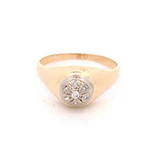 Anillo Sello Ovalado 18K Oro Amarillo con 7 Diamantes