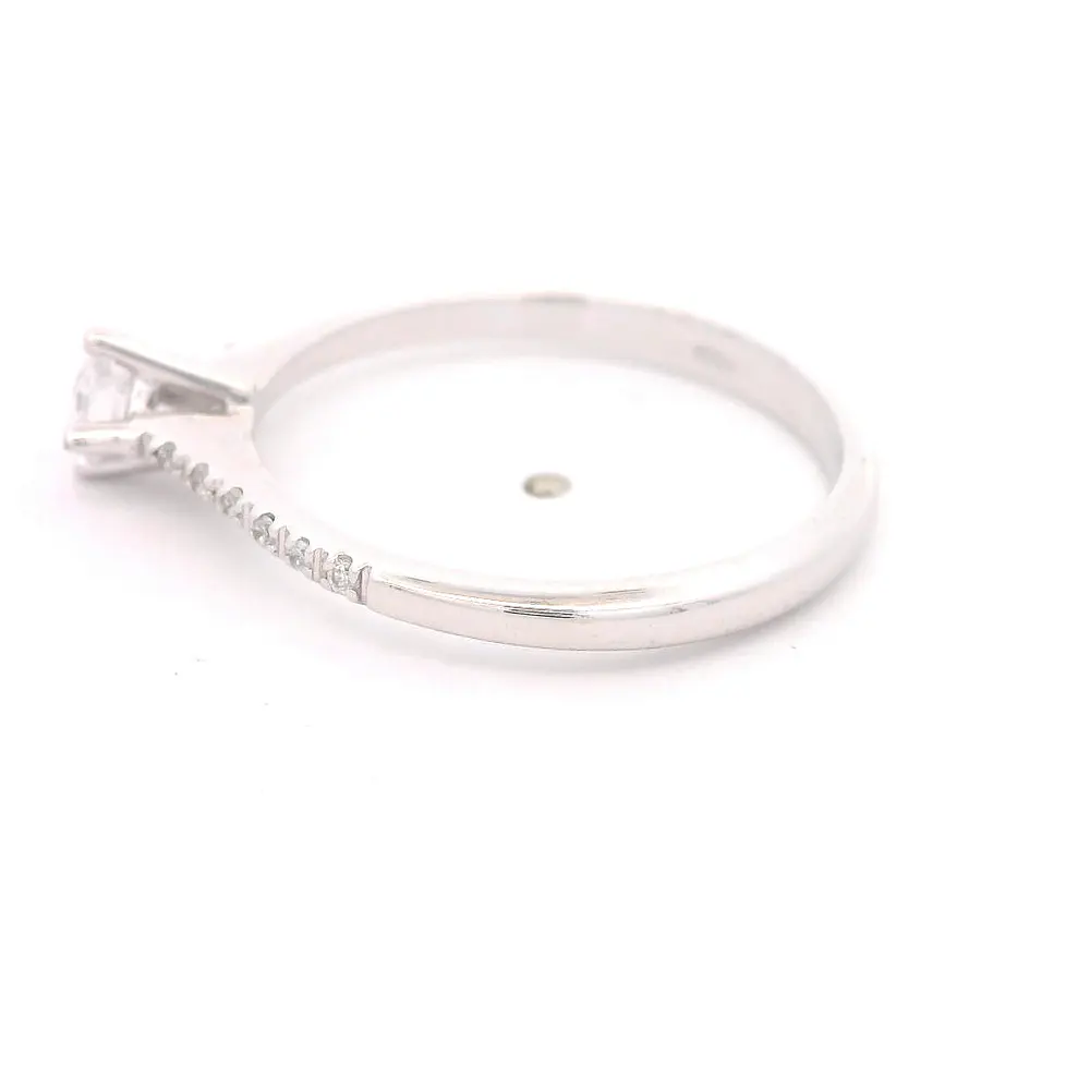 Anillo Cintillo Solitario 18K Rodinado con 13 Diamantes