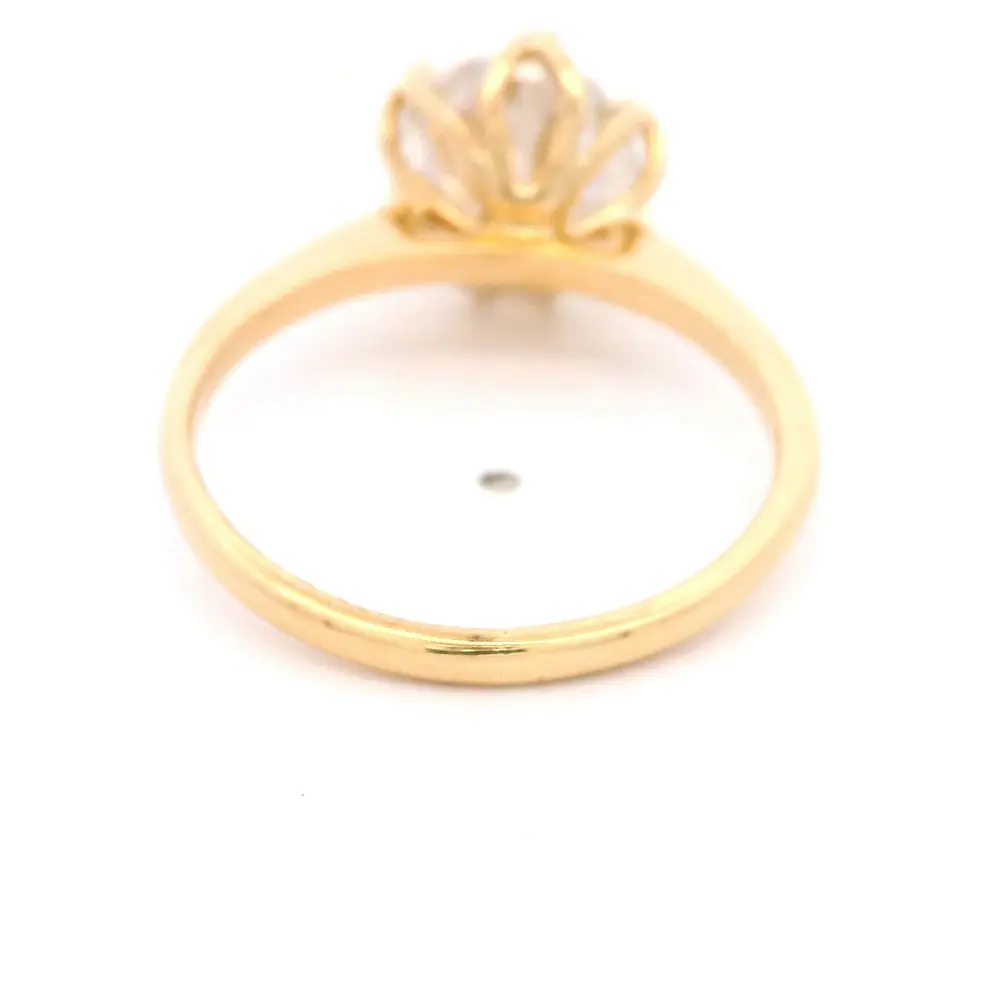 Anillo Solitario 18K Oro Amarillo con Moissanita