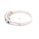 Anillo Cintillo de Platino con 4 Diamantes y 5 Esmeraldas
