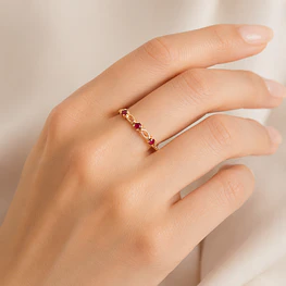 Anillo de Oro Amarillo 18K Tresillo Calado